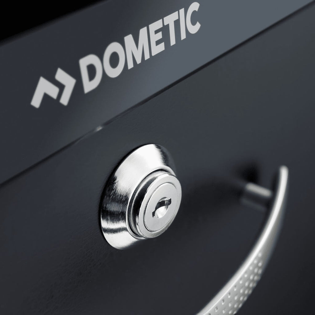 Optional key lock on the drawer minibar