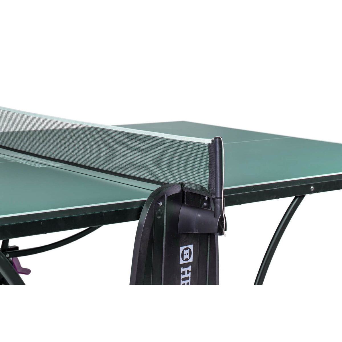 Net and edge of the green Heemskerk 2250 indoor table tennis table