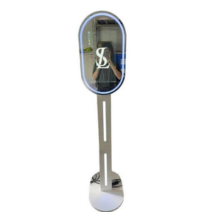 Event photo booth with a ring light screen