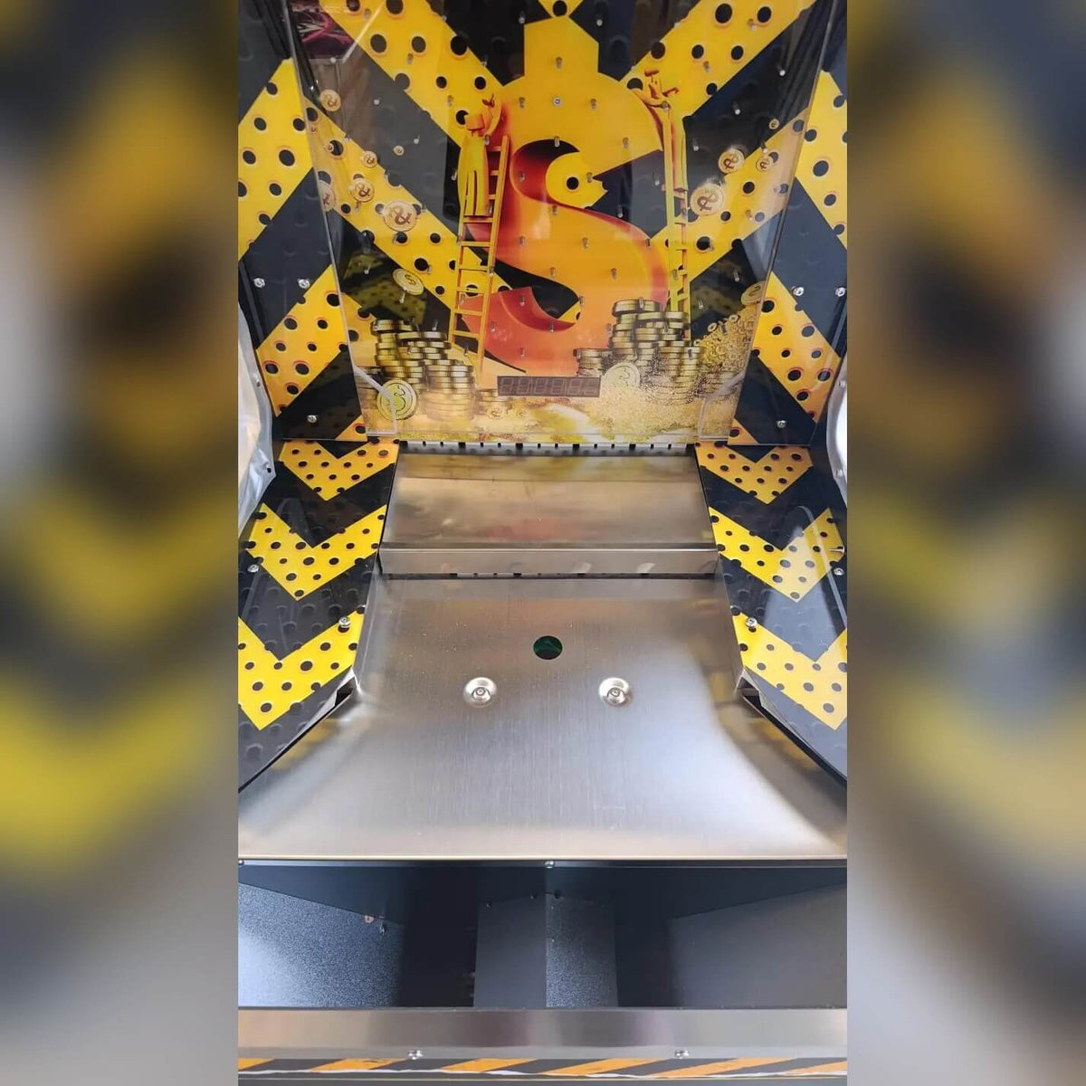 Black and gold MadeForArcade Gold Digger coin pusher